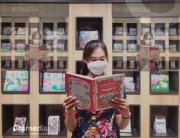 Ilustrasi toko buku Gramedia mengantarku jadi penulis - Instagram @gramedia_jogjasudirman