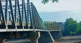 Untuk kali kedua Jembatan Benenai mengalami rusak berat akibat banjir bandang Malaka,  4 April 2021 (dokpri) 