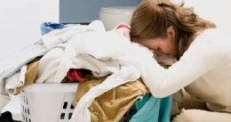 Ilustrasi tumpukan cucian pakaian (sumber gambar: tempo.com/femalefirst.co.uk)