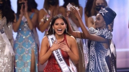 Andrea Meza asal Meksiko menjadi Miss Universe 2020 menggantikan Zozibini Tunzi. - MIss Universe