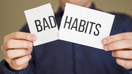 Bad habits (Sumber: freepik.com)
