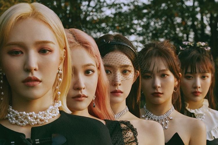 Red Velvet salah satu grup K-Pop yang kontraknya habis tahun ini. | SM Entertainment via Kompas
