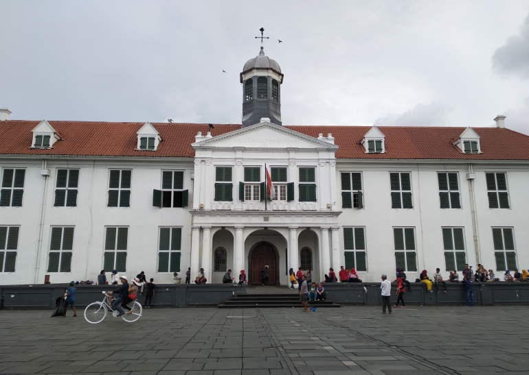  Museum Fatahillah atau Museum Sejarah Jakarta . Sumber: Dokumentasi Pribadi .