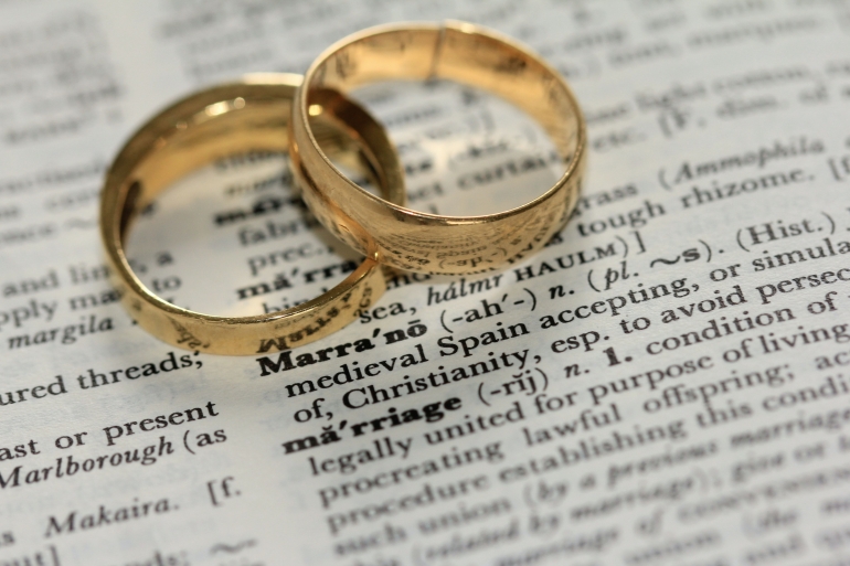 Ilustrasi cincin pernikahan. Sumber: unsplash.com/Sandy Millar