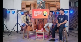 Dari kiri ke kanan, Afton Brewok, Somad, Braham Faola dalam acara podcastnya. foto: Instagram @Somad_BTYPT