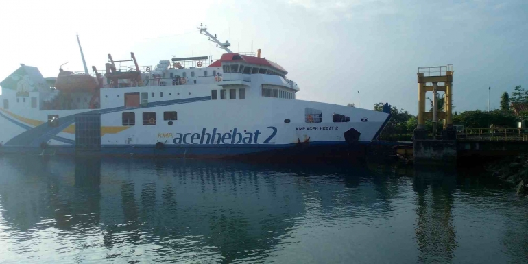 Kapal ferry KMP Aceh Hebat 2 di Pelabuhan Ulee Lheue Banda Aceh (Doc Rachmad Yuliadi Nasir /Istimewa)