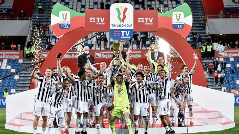 Juventus merayakan gelar juara Coppa Italia 2021. (via juventus.com)