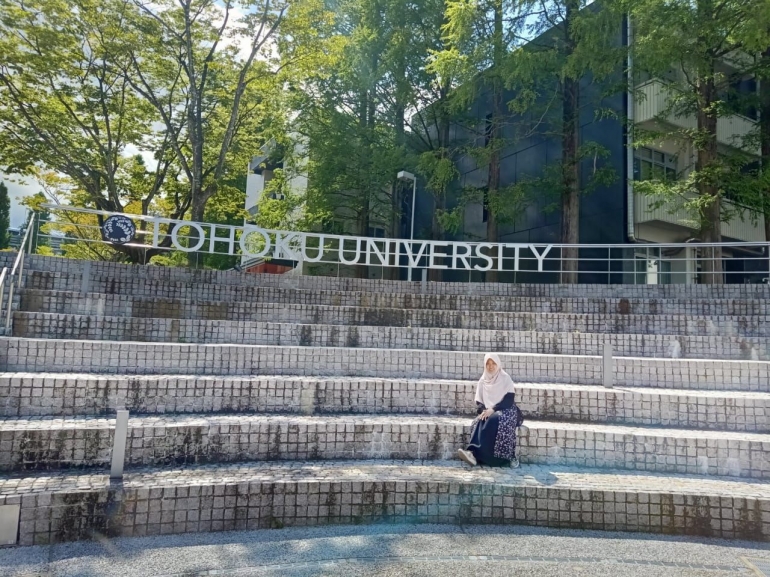 Ilustrasi Tohoku University kampus Kawauchi, tepat di depan stasiun subway Kawauchi. Dokpri
