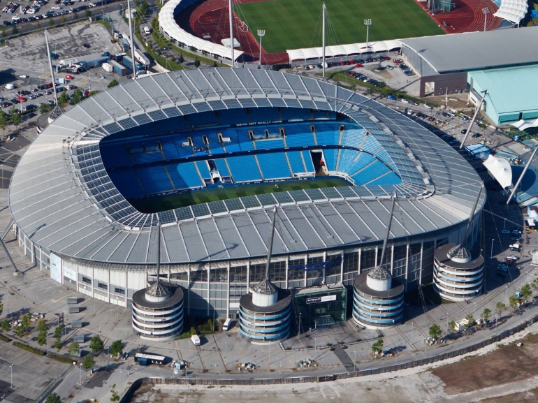 Etihad Stadium, stadion kebanggan Man City (Foto: Teahub).