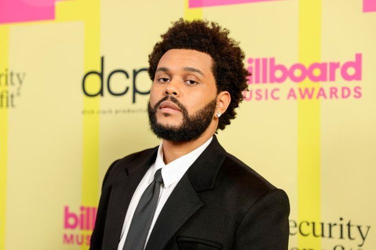 The Weeknd memborong 10 gelar dalam penghargaan Billboard Music Awards 2021 (Twitter @billboard via kompas.com)