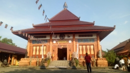 Vihara Vipassana Kusalacitta, Bojong Menteng, Kec. Rawalumbu, Kota Bekasi. Foto : Hari Suryanto