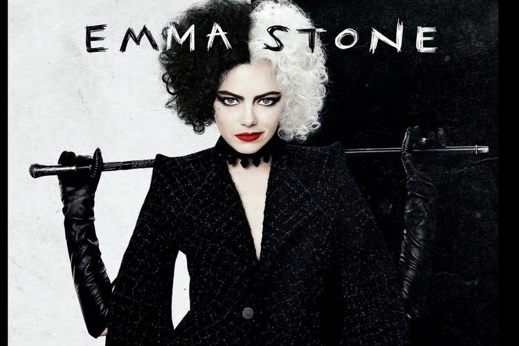 Emma Stone sebagai Cruella de Vil dalam film 'Cruella' yang memberikan interpretasi baru atas penjahat modis satu ini (Disney via kompas.com)