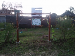 Gerbang taman rumah dari bambu sisa (Dokpri) 