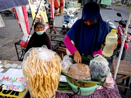 Penjual Semanggi Suroboyo (Dokumentasi Mawan Sidarta) 
