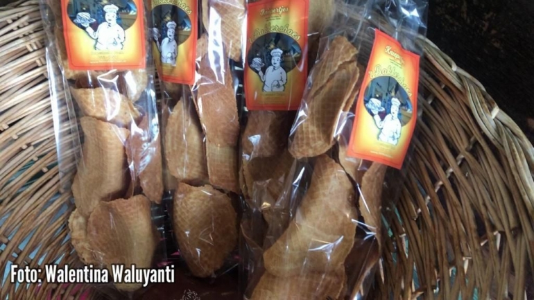 Foto: Kue jadul ala Belanda, kue kniepertjes | Dokumentasi pribadi