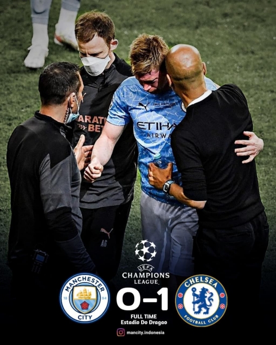 Skor akhir final UCL dan momen Pep Guardiola menenangkan salah satu pemainnya yang sedih usai menelan kekalahan | Sumber: www.instagram.com/mancity.indonesia