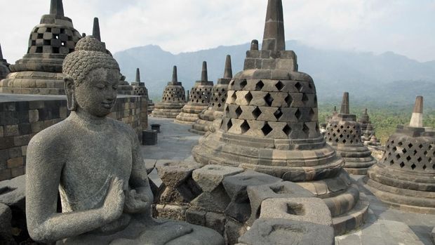 Ilustrasi Candi Borobudur (sumber: cnnindonesia.com)