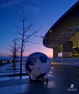 Logo Naga dan Bola di stadion FC Porto | Sumber: koleksi pribadi