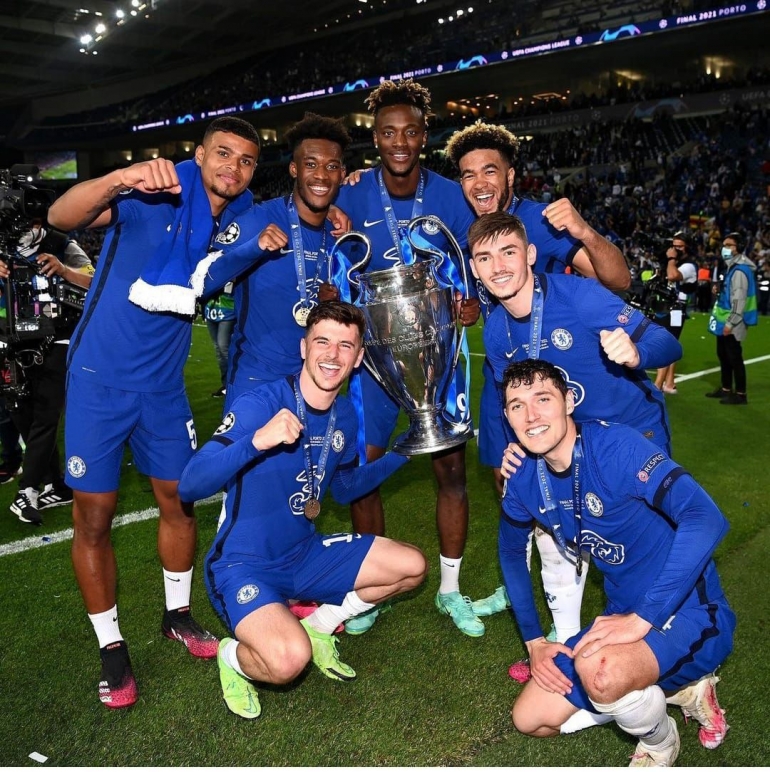 Para pemain bintang muda dari akademi Chelsea turut berperan dalam sumbangkan gelar Liga Champions 2021 (Foto: Instagram Chelsea).