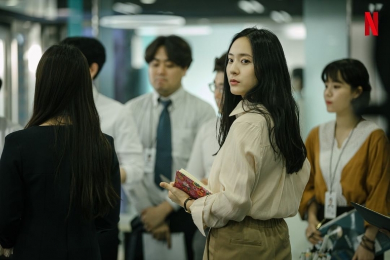 Krystal di film Korea Sweet and Sour | Instagram Netflix Korea