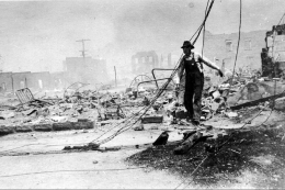 Tusla Massacre salah satu kerusuhan rasial terbesar dalam sejarah Amerika. Sumber: news.harvard.edu