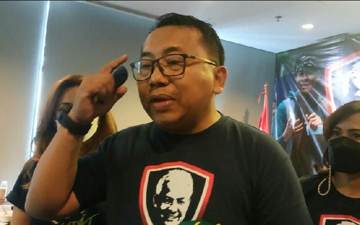 Ketua Umum Relawan Ganjarist, Madzo Pray saat ditemui di Hotel Neo+ Kebayoran, Jakarta Selatan, Selasa 1 Juni 2021. TEMPO/Putri