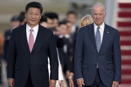 Joe Biden dan Xi Jinping. Sumber: AP/Carolyn Kaster via Kompas.com