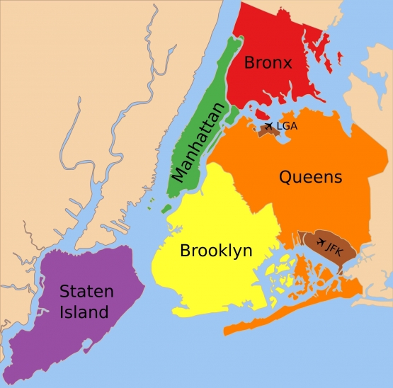 Manhattan (hijau) dan Peta Kota New York. Sumber: Julius Schorzman / wikimedia