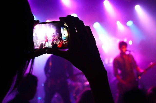 Ilustrasi konser musik (sumber gambar: pixabay.com)