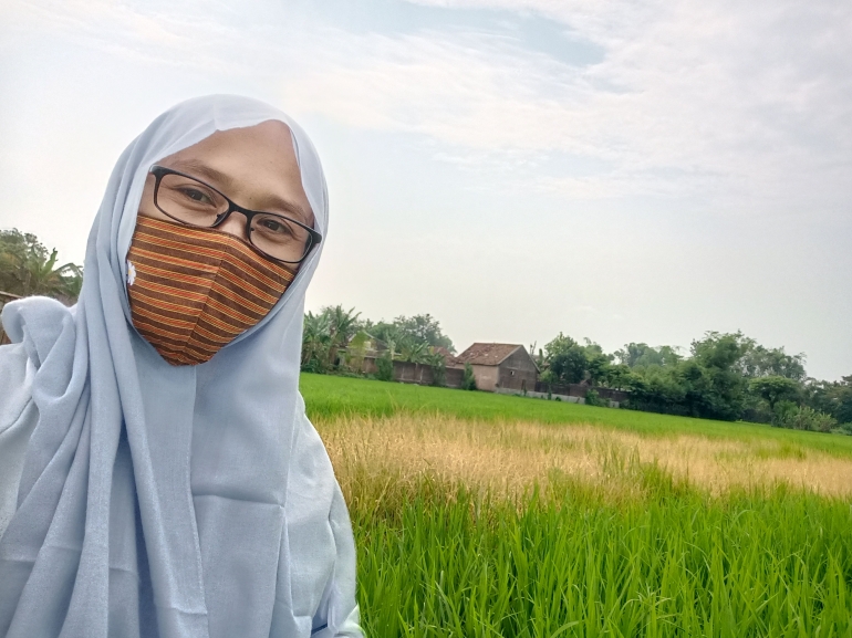 Foro saat di sawah/foto Sri Rohmatiah