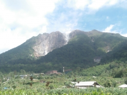 Panorama alam kawah gunung Sibayak (Dokpri)