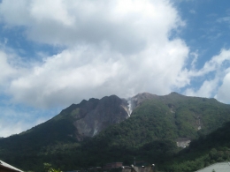 Gunung Sibayak, ketingian 2056 mdpl, di Kabupaten Karo, Sumatra Utara. Dokpri.