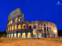 Colosseum, salah satu ikon wisata kota Roma. Sumber: koleksi pribadi