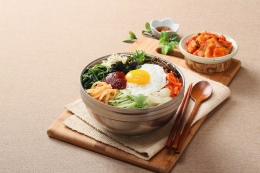 Makanan khas Korea Selatan yang Wajib Kamu Coba (Source: Freepik/Changupn)