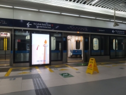 Dokumentasi pribadi / Sayangnya, stasiun MRT Jakarta tidak memakai 