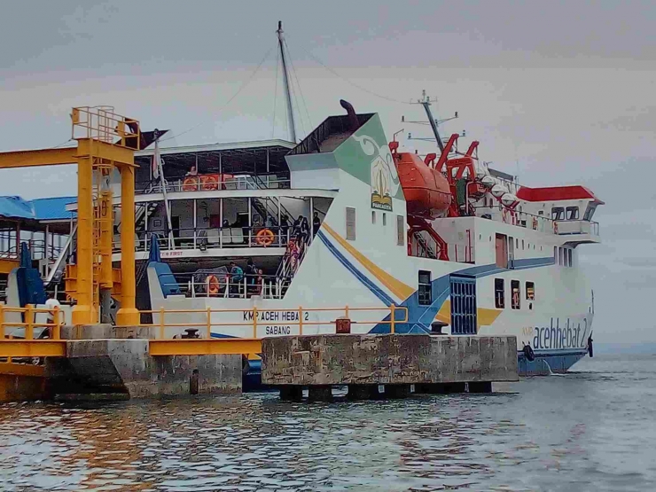 Kapal Ferry KMP Aceh Hebat 2 di Pelabuhan Balohan Sabang (Doc Rachmad Yuliadi Nasir/Istimewa)