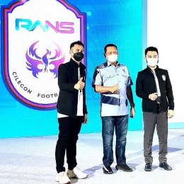 Raffi Ahmad dan Rudy Salim sekarang menjadi pemilik klub RANS Cilegon FC (Instagram.com/@rans.cilegonfc.official)