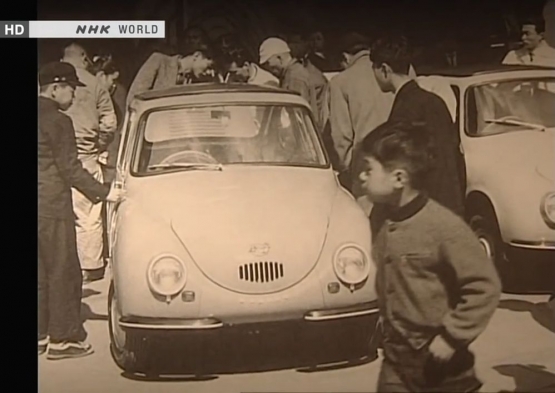 K-Car Jepang pertama pada 1958, tangkapan layar dari: https://www.youtube.com/watch?v=spNp2D3fjEU