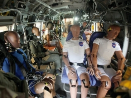 Pengujian sabuk pengaman dalam skenario kecelakaan helikopter di Pusat Penelitian Langley NASA | NASA/DOMAIN PUBLIK