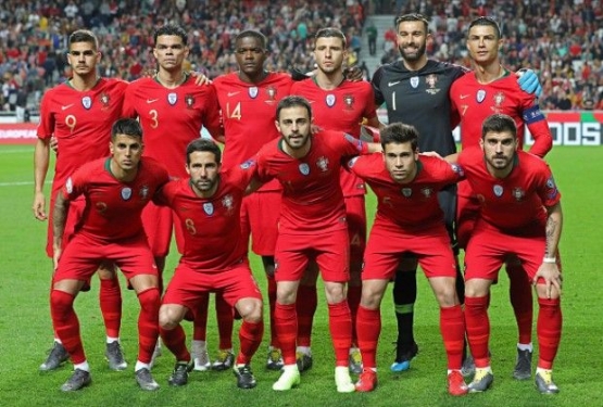 Tim Portugal dijuluki Selecao. Sumber: www.eurocupsoccer.com