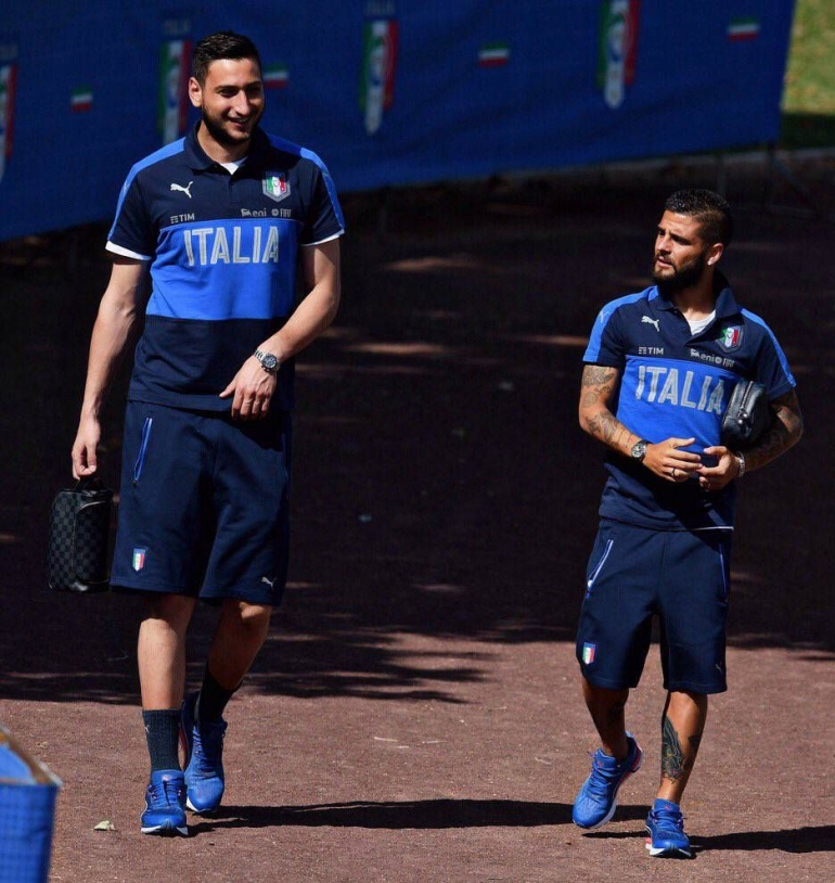 Gianluigi Donnarumma dan Lorenzo Insigne. | foto: casanapoli.net