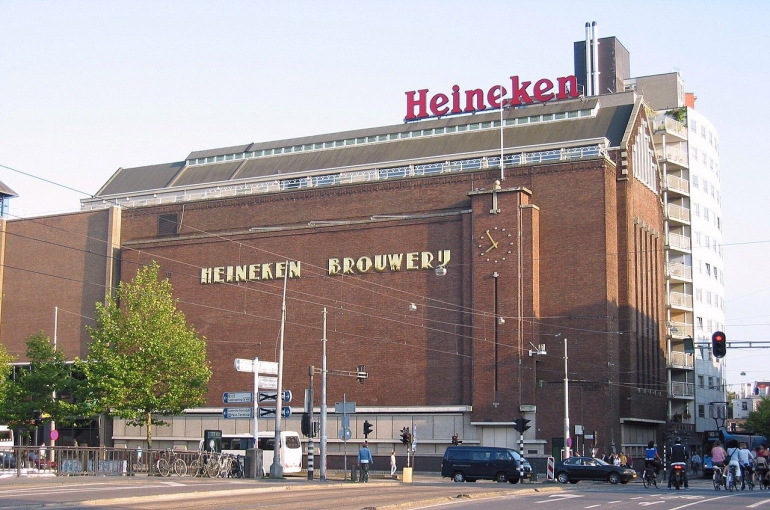 Pabrik Bir Heineken yg kini menjadi Museum. Sumber: mtcv / wikimedia