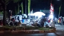Suasana pasar malam setiap malam minggu di BKT Marunda (Dokpri)