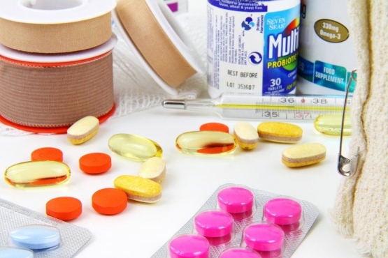 Ilustrasi obat-obatan (Sumber gambar: Pixabay/PublicDomainPictures)