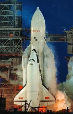Pesawat ulang-alik Buran saat peluncurannya, 15 Nov 1988. Sumber gambar: RSC Energia/wikimedia.org
