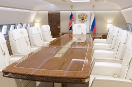 Ruang rapat di dalam pesawat. Sumber: Russian1991r / www.simpleflying.com