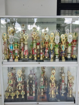 Piala Prestasi Siswa SLBB - A Jakarta