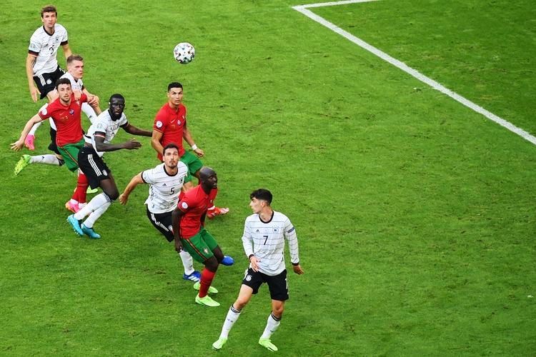 Pertandingan Portugal vs Jerman pada Euro 2020 di Allianz Arena, Muenchen, Jerman, Sabtu (19/6/2021) malam WIB. Sumber: AFP/MATTHIAS HANGST/bola.kompas.com