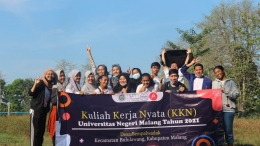 Mahasiswa KKN Universitas Negeri Malang ajak senam sehat dan pembagian Doorprize
