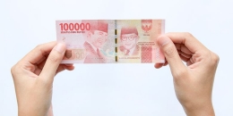 ilustrasi gambar untuk artikel: Mengapa Masih Banyak yang Kena Jebakan Betmen Pinjol. Gambar dari money.kompas.com